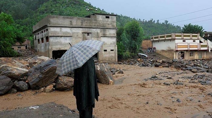 Pakistan lake formed by mountain mudslide threatens ‘catastrophic’ floods