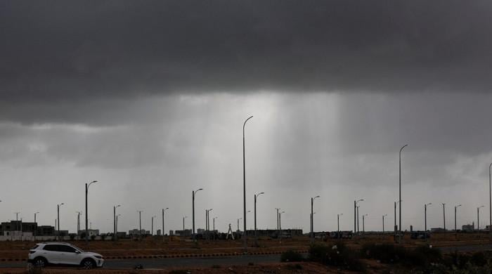 Will it rain in Karachi today?