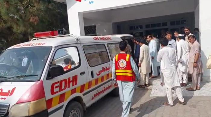 Six killed in attack on passenger vehicle in Lower Kurram