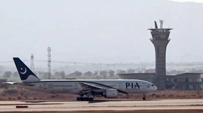 Airlines asked to fly from Pakistan with minimum fuel amid supply chain concerns