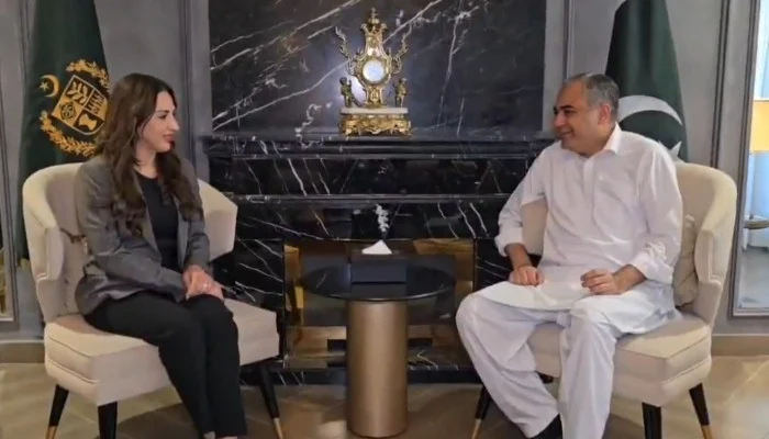 In meeting with US envoy, Naqvi discusses diplomatic efforts for second round of talks