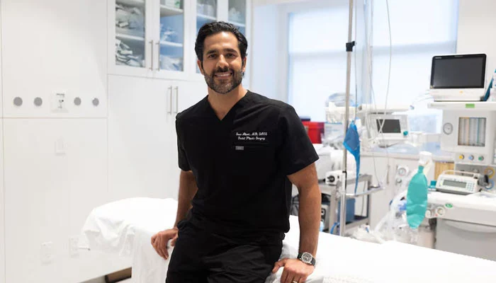 Men turn to cosmetic clinics to complete weight-loss transformation