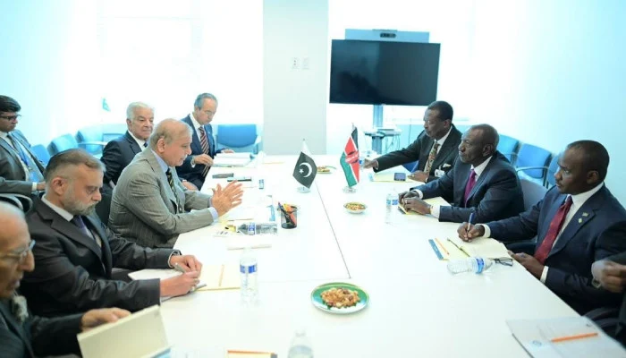 PM Shehbaz, DPM Dar engage world leaders on sidelines of UNGA