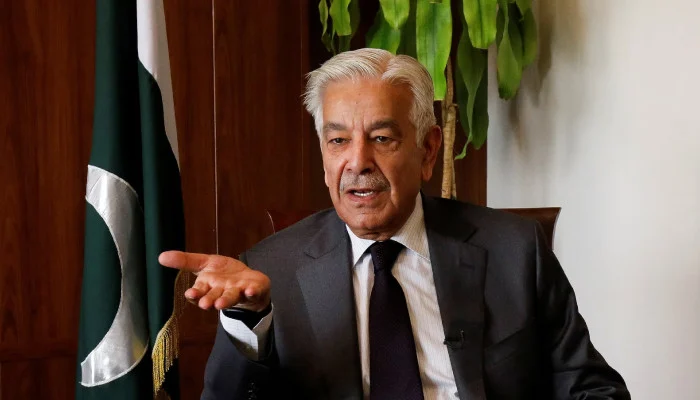 ‘No relief’ for Imran if PTI tries to blackmail govt, warns Khawaja Asif
