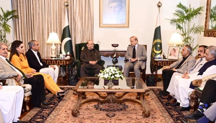 Federal govt decides to impose emergency in KP: sources